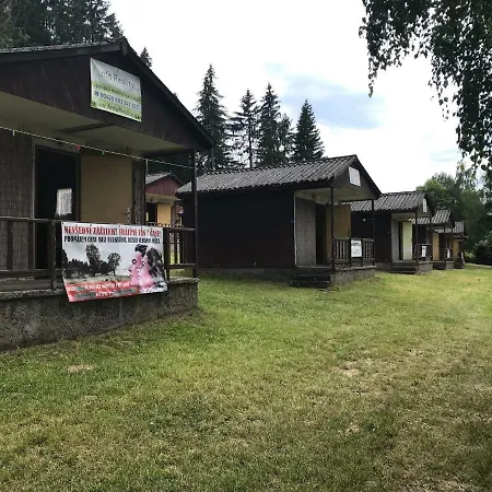 Retro Chaty U Plaze Lipno Κάμπινγκ Černá v Pošumaví