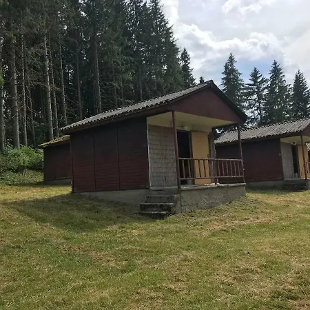 Κάμπινγκ Retro Chaty U Plaze Lipno Černá v Pošumaví